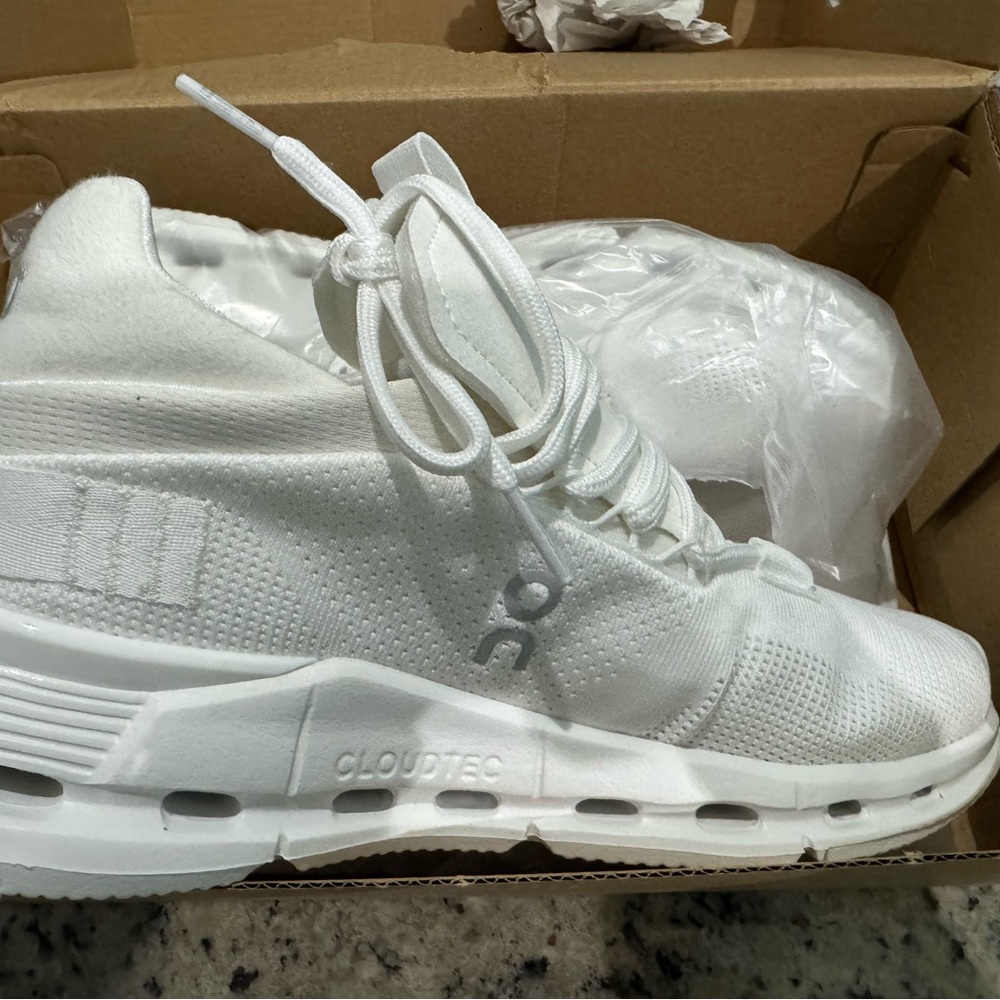 ON Cloudtec White Athletic Shoes